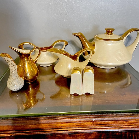 Vintage Tea Set - Picture 1 of 9